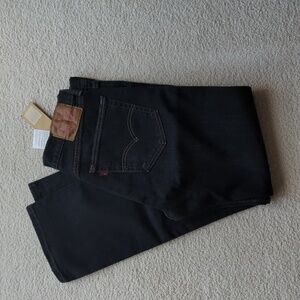 NWT - Levi's 505 Dark Wash Jeans 32x30